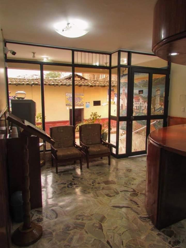Sol De Oro Hotel Andahuaylas Exteriér fotografie